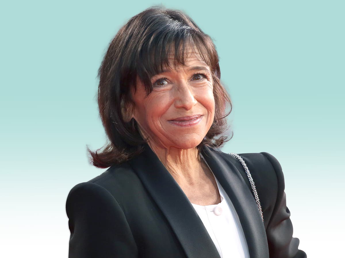 The Tragedy of Macbeth’s Kathryn Hunter ‘The car crash wasn’t an